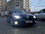 Toyota Camry 2013 года за 8 650 000 тг. в Атырау – фото 2