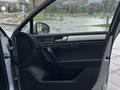 Volkswagen Touareg 2011 годаүшін11 999 999 тг. в Алматы – фото 17