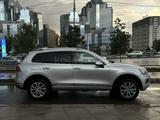 Volkswagen Touareg 2011 года за 10 000 000 тг. в Алматы – фото 4
