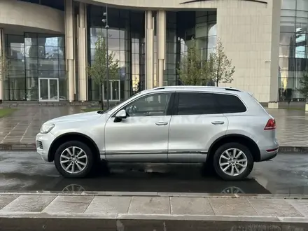 Volkswagen Touareg 2011 года за 11 999 999 тг. в Алматы – фото 8