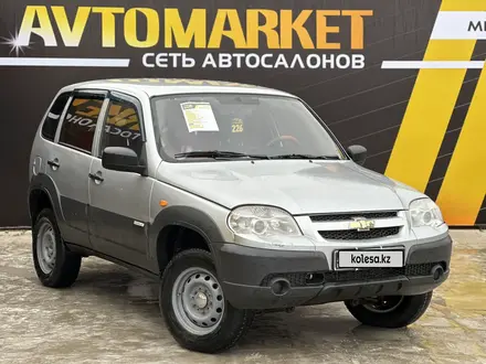 Chevrolet Niva 2012 года за 2 950 000 тг. в Атырау – фото 5