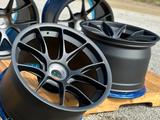 Porsche R20 10-12, 5J ET 45-46 Center Lock 84, 1 Matt Blackүшін1 350 000 тг. в Алматы – фото 2