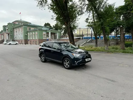Toyota RAV4 2018 года за 10 000 000 тг. в Шымкент – фото 22