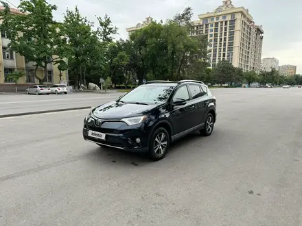 Toyota RAV4 2018 года за 10 000 000 тг. в Шымкент – фото 3