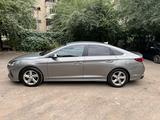 Hyundai Sonata 2018 годаүшін9 600 000 тг. в Алматы