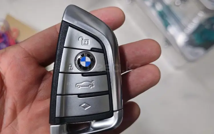 Ключи на BMW за 330 000 тг. в Актау