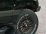 Toyota Land Cruiser 2005 годаүшін16 000 000 тг. в Алматы – фото 4
