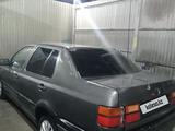 Volkswagen Vento 1993 года за 870 000 тг. в Тараз – фото 2