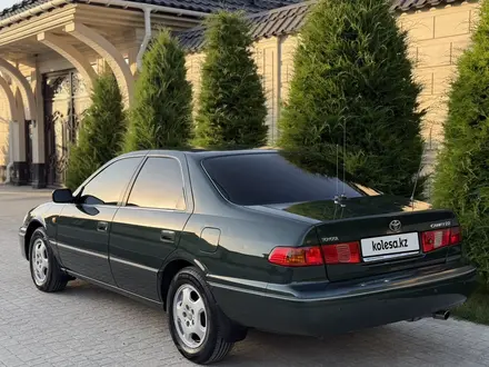 Toyota Camry 2001 года за 4 850 000 тг. в Шымкент – фото 4