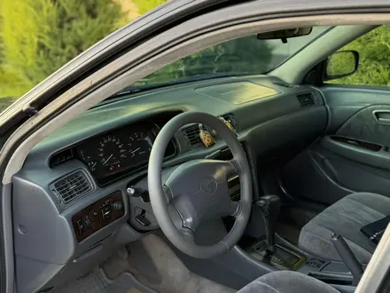 Toyota Camry 2001 года за 4 850 000 тг. в Шымкент – фото 8