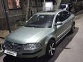 Volkswagen Passat 2002 годаүшін2 800 000 тг. в Алматы