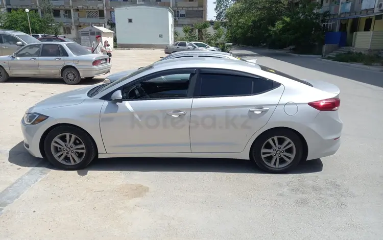 Hyundai Elantra 2016 года за 8 000 000 тг. в Актау