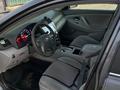 Toyota Camry 2010 года за 4 500 000 тг. в Кульсары – фото 9