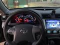 Toyota Camry 2010 года за 4 500 000 тг. в Кульсары – фото 7