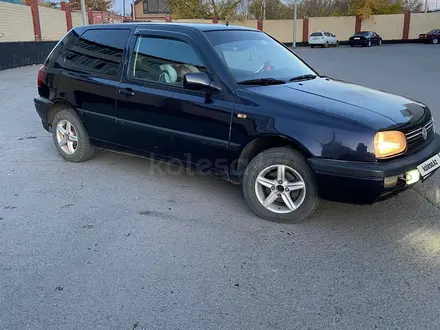 Volkswagen Golf 1993 года за 1 500 000 тг. в Караганда – фото 2