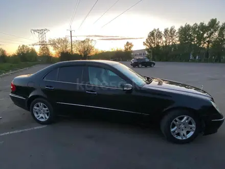 Mercedes-Benz E 240 2002 года за 5 300 000 тг. в Караганда – фото 3