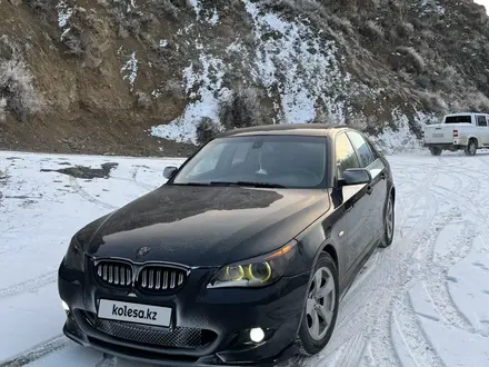 BMW 525 2004 года за 6 300 000 тг. в Семей – фото 2