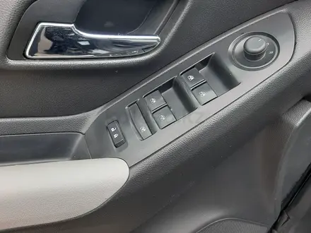 Chevrolet Tracker 2021 года за 6 200 000 тг. в Алматы – фото 10