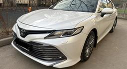 Toyota Camry 2021 года за 16 000 000 тг. в Алматы – фото 2