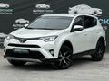 Toyota RAV4 2017 годаүшін11 890 000 тг. в Актау