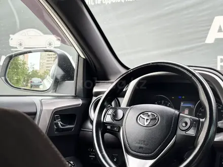 Toyota RAV4 2017 года за 11 890 000 тг. в Актау – фото 8