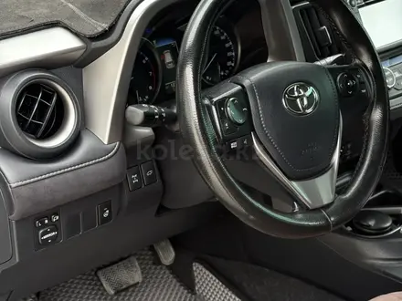 Toyota RAV4 2017 года за 11 890 000 тг. в Актау – фото 7