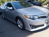 Toyota Camry 2013 года за 7 700 000 тг. в Тараз – фото 2