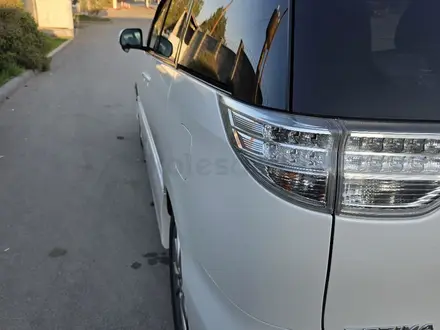 Toyota Estima 2012 года за 7 700 000 тг. в Алматы – фото 7