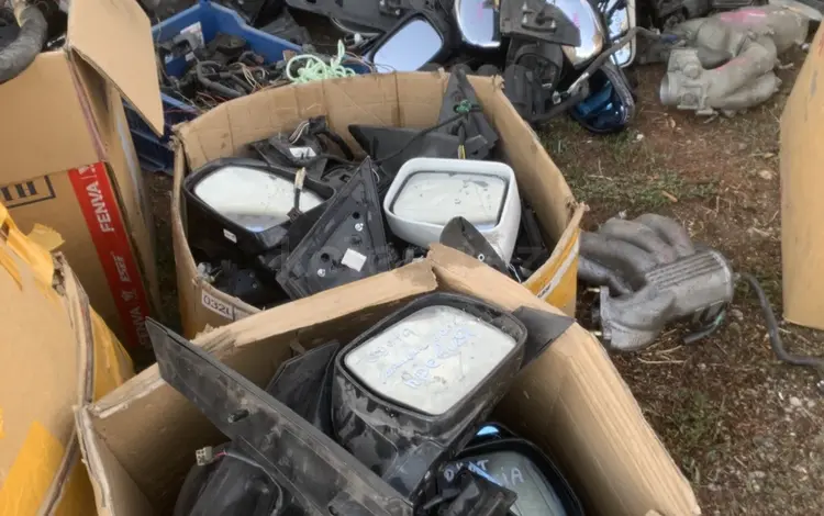 Боковые зеркела за 10 000 тг. в Алматы