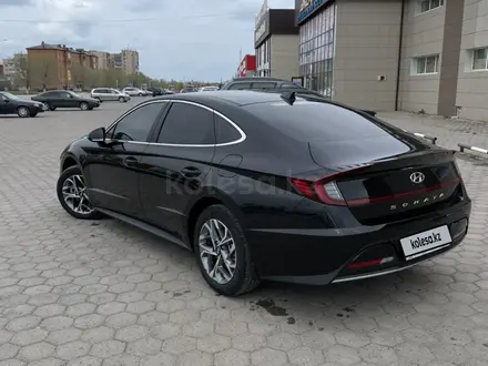Hyundai Sonata 2022 года за 10 500 000 тг. в Караганда – фото 25