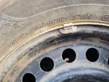 Комплект железных дисков R15 с летней резиной за 50 000 тг. в Костанай – фото 5