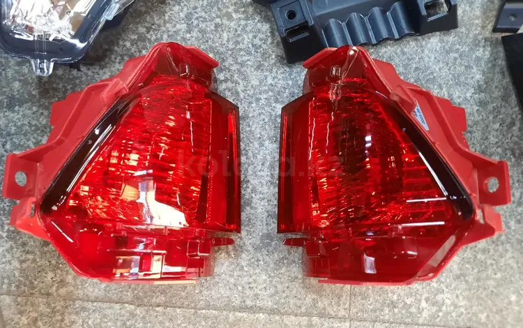 Катафот заднего бампера комплект Lexus 570 за 2 500 тг. в Алматы