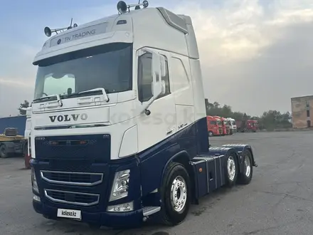 Volvo  FH 2019 года за 45 000 000 тг. в Алматы – фото 3