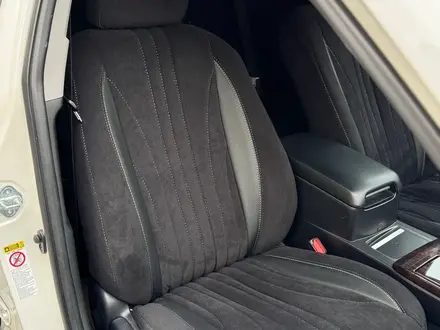 Toyota Camry 2017 года за 10 000 000 тг. в Алматы – фото 12