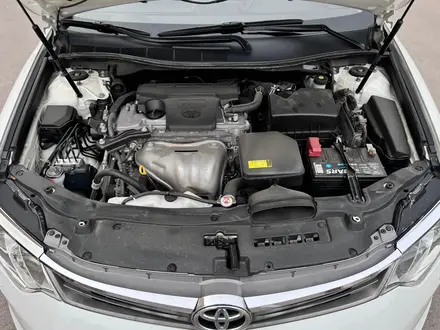 Toyota Camry 2017 года за 10 000 000 тг. в Алматы – фото 15