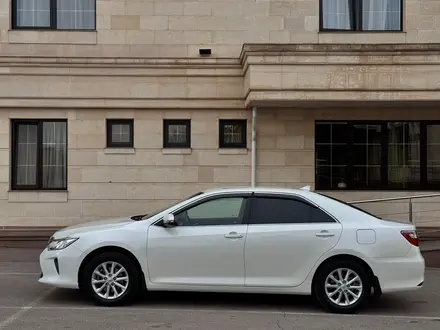 Toyota Camry 2017 года за 10 000 000 тг. в Алматы – фото 4