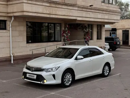 Toyota Camry 2017 года за 10 000 000 тг. в Алматы – фото 3