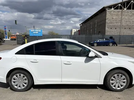 Chevrolet Cruze 2014 года за 3 570 000 тг. в Уральск – фото 3