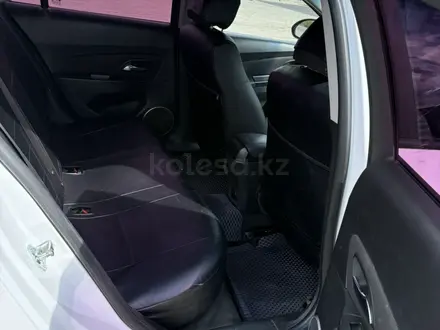 Chevrolet Cruze 2014 года за 3 570 000 тг. в Уральск – фото 8