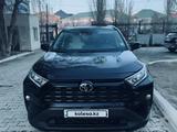 Toyota RAV4 2021 годаүшін16 000 000 тг. в Атырау