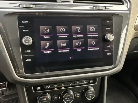 Volkswagen Tiguan 2018 года за 9 500 000 тг. в Алматы – фото 10