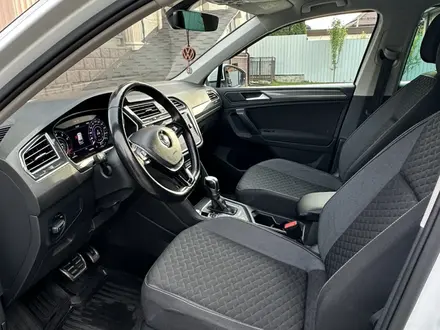 Volkswagen Tiguan 2018 года за 9 500 000 тг. в Алматы – фото 8