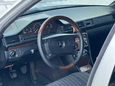 Mercedes-Benz E 200 1990 года за 1 350 000 тг. в Шымкент – фото 10