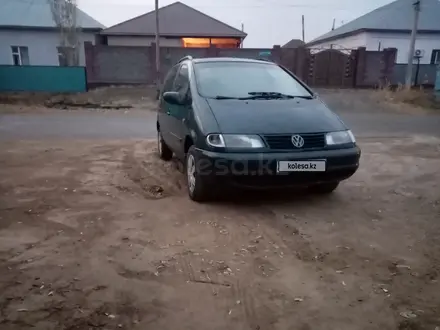Volkswagen Sharan 1996 года за 1 900 000 тг. в Кызылорда – фото 14