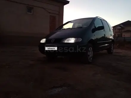 Volkswagen Sharan 1996 года за 1 900 000 тг. в Кызылорда – фото 5