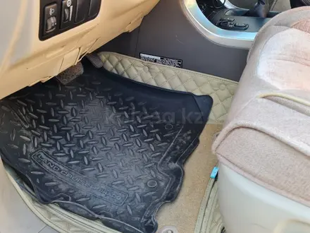 Toyota Land Cruiser Prado 2004 года за 10 000 000 тг. в Астана – фото 2