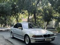 BMW 528 1999 годаүшін3 400 000 тг. в Шымкент