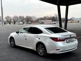 Lexus ES 300h 2017 годаүшін16 850 000 тг. в Шымкент – фото 2