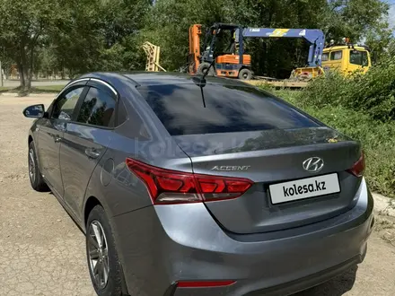 Hyundai Accent 2017 года за 5 500 000 тг. в Кокшетау – фото 4