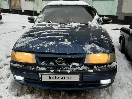 Opel Vectra 1993 года за 1 000 000 тг. в Алматы – фото 2